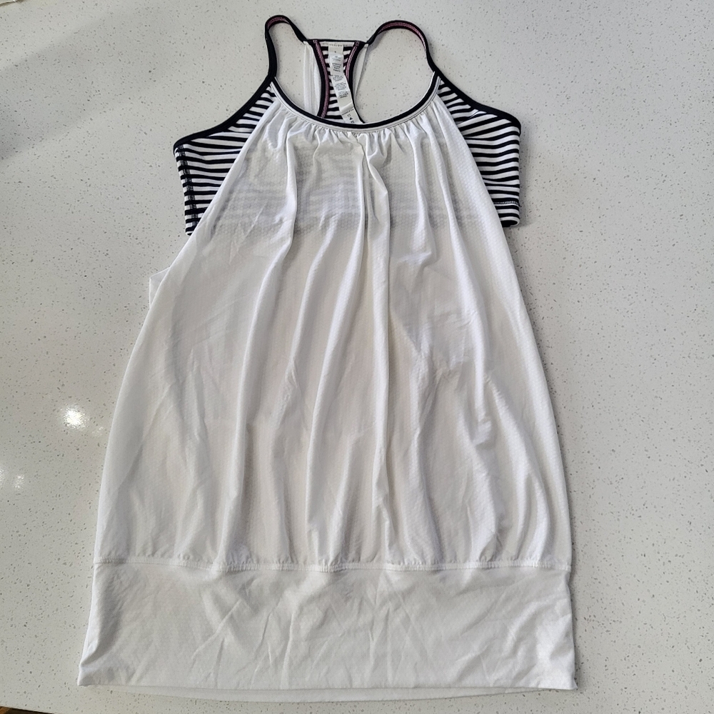 Lululemon Built In Bra Tank Top Striped Racerback Flowy Yoga 8